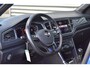 Volkswagen T-Roc 1.5 TSI Sport LED | Virtual Cockpit | Pano | Afn. Trekhaak | Camera | DAB | PDC V+A | 18" LMV