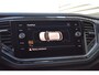 Volkswagen T-Roc 1.5 TSI Sport LED | Virtual Cockpit | Pano | Afn. Trekhaak | Camera | DAB | PDC V+A | 18" LMV