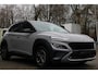 Hyundai Kona 1.6 GDI HEV Premium TwoTone Navi/Leer/Cam/Trekhaak "RIJKLAARPRIJ
