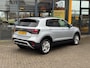 Volkswagen T-Cross 1.0 TSI 115 pk DSG Business - Stoelverwarming - camera - adaptive cruise
