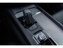 Volvo XC60 2.0 T6 Plug-in hybrid AWD R-Design | Google | Long Range | Elektrische Stoelverstelling | Adaptieve Cruise Control | Stoel-/Stuurverwarming | Massagestoelen | Schuif-/Kanteldak | Parkeercamera | Head-Up Display | Parkeerverwarming | Keyless Entry | Lederen Bekleding | Memory | Zitverlenging | Elek. Achterklep