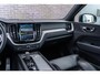Volvo XC60 2.0 T6 Plug-in hybrid AWD R-Design | Google | Long Rang | Elektrische Stoelverstelling | Adaptieve Cruise Control | Stoel-/Stuurverwarming | Massagestoelen | Schuif-/Kanteldak | Parkeercamera | Head-Up Display | Parkeerverwarming | Keyless Entry | Lederen Bekleding | Memory | Zitverlenging | Elek. Achterklep