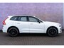 Volvo XC60 2.0 T6 Plug-in hybrid AWD R-Design | Google | Long Range | Elektrische Stoelverstelling | Adaptieve Cruise Control | Stoel-/Stuurverwarming | Massagestoelen | Schuif-/Kanteldak | Parkeercamera | Head-Up Display | Parkeerverwarming | Keyless Entry | Lederen Bekleding | Memory | Zitverlenging | Elek. Achterklep