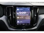 Volvo XC60 2.0 T6 Plug-in hybrid AWD Plus Dark | Adaptive cruise control | dode hoek detectie | Parkeersensoren vóór + achter | 360 camera | Stoelverwarming vóór + achter | Stuurwielverwarming | Trekhaak | All season banden | Elektr. verstelbare voorstoelen |