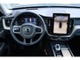 Volvo XC60 2.0 T6 Plug-in hybrid AWD Plus Dark | Adaptive Cruise Control | Dode hoek detectie | Head-up display | Elektr. schuif-\-kanteldak | 360 camera | Stoelverwarming vóór + achter | Stuurwielverwarming | Google Services | Parkeersensoren vóór + achter | Trekhaak | All-season banden |
