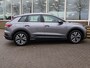 Audi Q4 e-tron 40 LAUNCH EDITION ADVANCED 77KWH + WEGKL. TREKHAAK | SPORTSTOELEN | ADAPTIVE CRUISE | CARPLAY | STOELVERW.