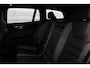 Volvo V60 2.0 T6 Twin Engine AWD R-Design | Panoramadak | Premium geluidsysteem van Harman Kardon | Trekhaak | Head-Up Display | Elektrisch verstelbare bestuurdersstoel met geheugen | Sportstuur en stoelen | Dodehoeksensoren |
