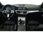 BMW 3-Serie 320i High Executive Edition (PANORAMADAK, SFEERVERLICHTING, STOELVERWARMING, ACHTERUITRIJCAMERA, SENSOREN, DEALER OND)