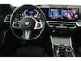 BMW 3-Serie 318i (STOELVERWARMING, STUURVERWARMING, ACHTERUITRIJCAMERA, PARKEERSENSOREN, NAVIGATIE)