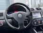 Volkswagen Golf 2.0 FSI Comfortline | Climate | Cruise | 6 Versnellingen