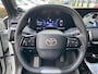 Toyota Urban Cruiser EXECUTIVE 61KWH PANODAK JBL-AUDIO 360°CAMERA 19"LM-VELGEN LED-PRISMA STOEL/STUURVERWARMING DIRECT LEVERBAAR!
