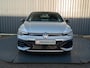 Volkswagen Golf 1.5 eTSI R-Line Edition | Trekhaak wegkl. | Head Up | Camera | Prijs Rijklaar!!