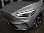 MG MG ZS EV Standard Range Luxury 50 kWh | Camera rondom | Navigatie | Stoelverwarming | SOH: 88% | Bestuurdersstoel elektrisch verstelbaar | Android auto/Apple carplay | Lichtmetalen velgen | Keyless entry en start | Panorama dak