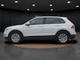 Volkswagen Tiguan 1.5 TSI Life | Navigatie | ACC | LED | 17" | Parkeersensoren |