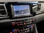 Kia Niro Hybrid 1.6 GDi ExecutiveLine 142Pk Automaat (APPLE CARPLAY, NAVIGATIE, CAMERA, LEDER, TREKHAAK, SPORTSTOELEN, XENON, ADAPTIVE CRUISE, KEYLESS, NIEUWSTAAT)
