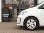 Volkswagen e-Up! e-up! | Achteruitrijcamera | Stoelverwarming | Cruise control | Verwarmbare voorruit | DAB Ontvanger |