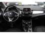 BMW 2-Serie Active Tourer 218i High Executive | Trekhaak | PDC | Stoelverwarming |