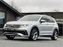 Volkswagen Tiguan 1.4 TSI eHybrid R-Line | Panoramadak | LED | Trekhaak | Business+ | Camera | Adapt Cruise | Marge auto