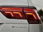 Volkswagen Tiguan 1.4 TSI eHybrid R-Line | Panoramadak | LED | Trekhaak | Business+ | Camera | Adapt Cruise | Marge auto