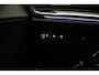 Skoda Enyaq iV 80 Sportline 204pk Automaat Warmtepomp, Trekhaak, Panoramadak, Adaptive cruise control, Elektrische achterklep, Navigatie, Achteruitrijcamera, LED matrix koplampen