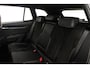 Skoda Enyaq iV 80 Sportline 204pk Automaat Warmtepomp, Trekhaak, Panoramadak, Adaptive cruise control, Elektrische achterklep, Navigatie, Achteruitrijcamera, LED matrix koplampen