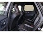 Volvo XC60 T8 Recharge AWD Ultra Black Edition - Panorama/schuifdak - IntelliSafe Assist & Surround - 360º Camera - Harman/Kardon audio - Adaptieve LED koplampen - Verwarmde voorstoelen, stuur & achterbank - Parkeersensoren voor & achter - Elektr. bedienb. voorstoelen met geheugen - Head up display - Draadloze tel. lader - Extra getint glas - 21' LMV