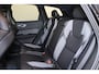 Volvo XC60 T8 Recharge AWD Ultra Black Edition - Panorama/schuifdak - IntelliSafe Assist & Surround - 360º Camera - Harman/Kardon audio - Adaptieve LED koplampen - Verwarmde voorstoelen, stuur & achterbank - Parkeersensoren voor & achter - Elektr. bedienb. voorstoelen met geheugen - Head up display - Draadloze tel. lader - Extra getint glas - 21' LMV