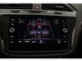 Volkswagen Tiguan Comfortline 1.5 TSI 130pk Adaptive cruise control, Navigatie, Achteruitrijcamera, Stoelverwarming, Parkeersensoren, App connect, Airco, DAB, Radio