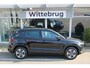 Skoda Karoq 1.0 TSI 110pk Ambition / Navigatie by APP / LM 17 inch / Camera / LED / Parkeersensoren / Keyless