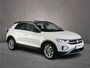 Volkswagen T-Roc Style 1.5 TSI 150pk DSG Automaat Trekhaak, Adaptive cruise control, Navigatie, Parkeersensoren, LED koplampen, Stoelverwarming, App connect