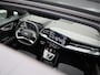 Audi Q4 e-tron 45 quattro Edition 82 kWh l Adaptive cruise control l Head-up display l Stoelverwarming l Elektrisch bedienbare bestuurdersstoel met geheugen l SONOS Premium l Navigatie l Glazen panoramadak l Trekhaak l Character sound l