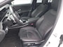 Mercedes-Benz A-klasse Limousine A 250 e 218pk Plug-in-Hybride Automaat AMG Line | Navigatie | Open dak | 19" Lm velgen