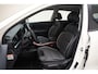Kia Niro EV e-Niro DynamicLine 64kWh 3 fase [ Navi Stoelverwarming Half leder ]