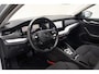 Skoda Octavia Combi 1.0 e-TSI Business Ed. Plus Aut. [ Virtual LED Navi Apple/Android Stoelverwarming ]