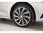 Skoda Octavia Combi 1.0 e-TSI Business Ed. Plus Aut. [ Virtual LED Navi Apple/Android Stoelverwarming ]