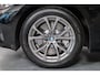 BMW 3-Serie Touring 330e Business Edition Plus Trekhaak, Sportstoelen, DAB, Cruise Control, Apple Carplay,