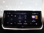 Peugeot 2008 Hybrid 145 Allure Automaat | Climate Control | Full Map Navigatie | Apple Carplay / Android Auto | Camera | Parkeersensoren | Bekleding Half Leder