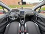 Peugeot 208 1.2 VTi Style 82PK 5 deurs! NL AUTO NAP! Navi l Trekhaak l Airco l LED l LMV! NIEUWE DISTRIEBUTIE l TOPSTAAT l DEALER