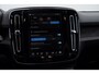 Volvo EX40 252PK Automaat Single Ext. Range Core Business / Driver Assist / Adaptieve cruise control / BLIS / Stoel - en stuurwielverwarming / Pakeersensoren met camera / Apple carplay /