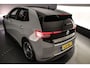 Volkswagen ID.3 Pro Business 204pk Automaat Adaptive cruise control, Navigatie, LED matrix koplampen, Achteruitrijcamera, Stoelverwarming, App connect, Parkeersensoren
