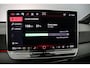 Volkswagen ID.3 Pro Business 204pk Automaat Adaptive cruise control, Navigatie, LED matrix koplampen, Achteruitrijcamera, Stoelverwarming, App connect, Parkeersensoren