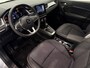Renault Captur 1.3 TCe 140 EDC Intens | Navigatie | Climate Control | Cruise Control | Lichtmetalen velgen 18"