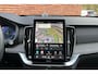 Volvo XC90 T8 Plug-in hybrid AWD Ultra Dark | Trekhaak | Bowers & Wilkins | Luchtvering | Gelamineerde Zijruiten | Massagestoelen | Panoramadak | BLIS Dodehoekdetectie | Geventileerd Leder | Apple Carplay