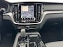Volvo V60 T6 Plug-in hybrid AWD Ultra Dark