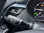 Toyota C-HR 1.8 Hybrid First Edition Navigatie, Dodehoekdetectie, JBL, Stoelverwarming, PDC, Nieuw geleverd en dealeronderhouden, 1e eign.