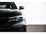 BMW 3-Serie 330e M Sport - Ambiance verlichting - Parking Assistant - Getinte Ruiten - Elektrisch verwarmde voorstoelen - In de breedte verstelbare rugleuning voor bestuurder -