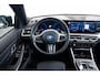 BMW 3-Serie 330e M Sport - Ambiance verlichting - Parking Assistant - Getinte Ruiten - Elektrisch verwarmde voorstoelen - In de breedte verstelbare rugleuning voor bestuurder -