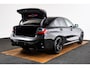 BMW 3-Serie 330e M Sport - Ambiance verlichting - Parking Assistant - Getinte Ruiten - Elektrisch verwarmde voorstoelen - In de breedte verstelbare rugleuning voor bestuurder -