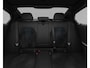 BMW 3-Serie 330e M Sport - Ambiance verlichting - Parking Assistant - Getinte Ruiten - Elektrisch verwarmde voorstoelen - In de breedte verstelbare rugleuning voor bestuurder -