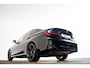 BMW 3-Serie 330e M Sport - Ambiance verlichting - Parking Assistant - Getinte Ruiten - Elektrisch verwarmde voorstoelen - In de breedte verstelbare rugleuning voor bestuurder -